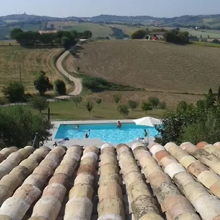 Villa - Sleeps 8 - Pool - Garden - Parking Ostra