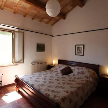 - Sleeps 8 - Pool - Garden - Parking Villa Ostra